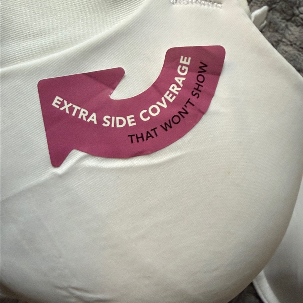 White underwire bra - Picture 2 of 2